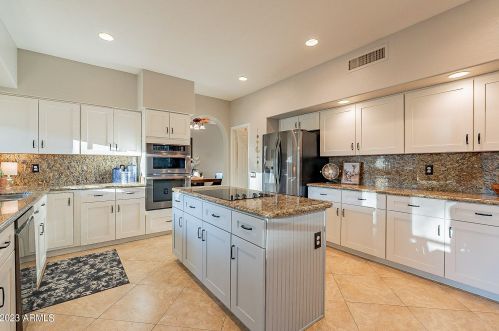 1368 Desert Flower Ln, Phoenix AZ  85048-5928 exterior