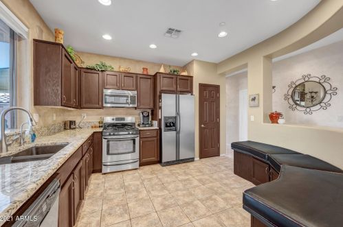 41515 Chase Oaks Way, Phoenix AZ 85086-1888 exterior