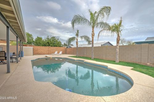 3003 Anderson Dr, Phoenix AZ 85032-2020 exterior