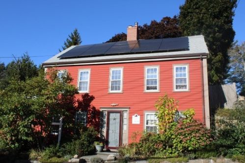 53 Main St, Gloucester, MA 01930-5730