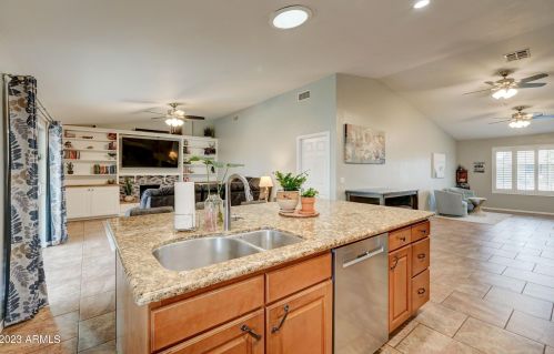 3003 Anderson Dr, Phoenix AZ 85032-2020 exterior