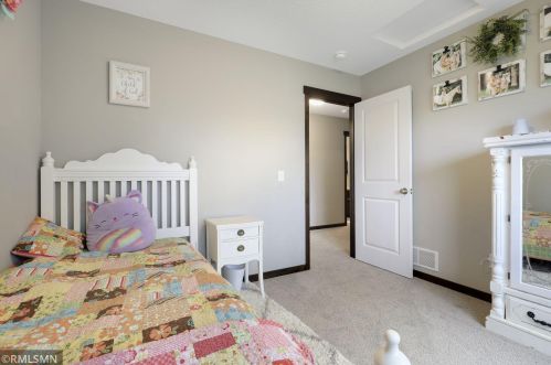 31993 152nd St, Princeton MN  55371 exterior