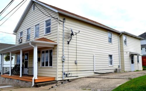 57 Hl St, West Nanticoke PA  18634-1417 exterior