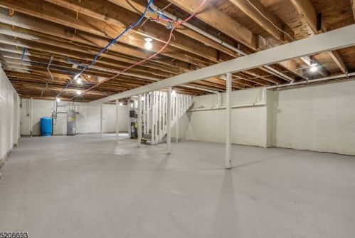 9 Clarkson St, Milford NJ  08848-1534 exterior