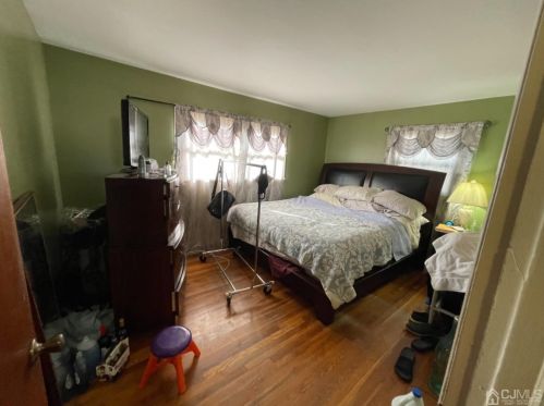 50 Spruce St, Carteret NJ 07008-2429 exterior