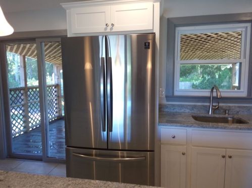 22 Coury Dr, New Bedford MA  02743-1972 exterior