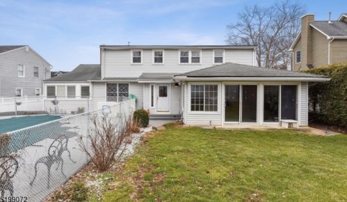 36 Barnida Dr, East Hanover, NJ 07936-1448