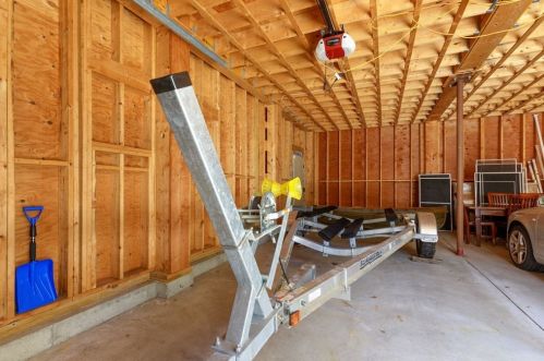 10 Summer St, Hingham MA 02043-2219 exterior