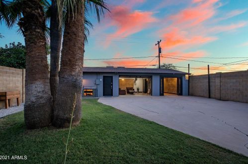 1413 Edgemont Ave, Phoenix AZ 85035-1809 exterior