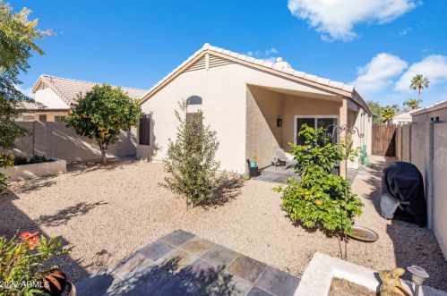 4613 Charleston Ave, Phoenix AZ 85032-9548 exterior