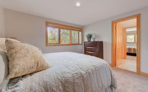 7794 Pinebrook Rd, Park City UT 84098-5348 exterior