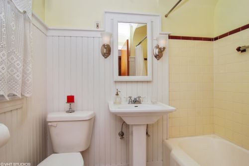 3608 Wenonah Ave, Forest View IL 60402-3342 exterior