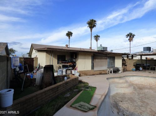 9827 17th Dr, Phoenix, AZ 85021-2004