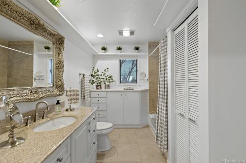 5992 Princeton Ave, Englewood CO 80111-1031 exterior