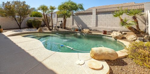 1506 Charleston Ave, Phoenix, AZ 85022-1264