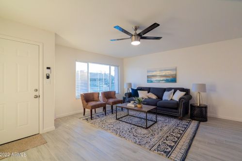 4114 Apollo Rd, Phoenix AZ 85042-5381 exterior