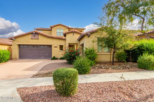 8623 22nd St, Phoenix, AZ 85042-8172