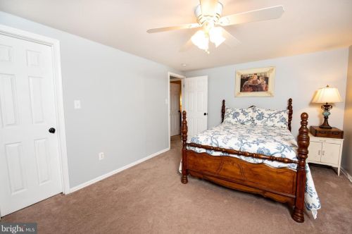 6605 Windsor Ct, Columbia MD 21044-4102 exterior