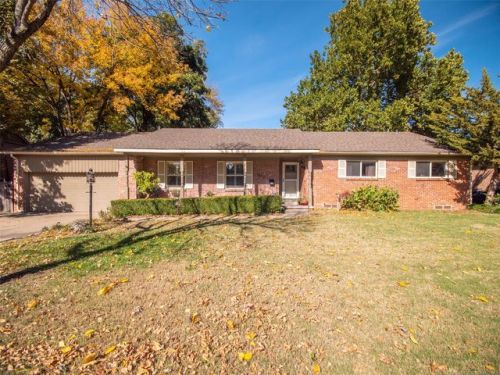 6043 56, Tulsa OK  74135-8119 exterior