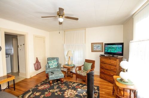 56 Foster St, New Bedford MA 02740-6677 exterior