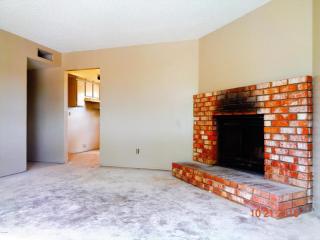 6344 Fillmore St, Phoenix, AZ 85043-2427