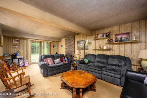 10 Cambridge Dr, Jackson Twp NJ 08527-2608 exterior