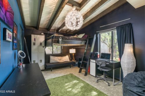 4028 45th St, Phoenix AZ 85044-6060 exterior