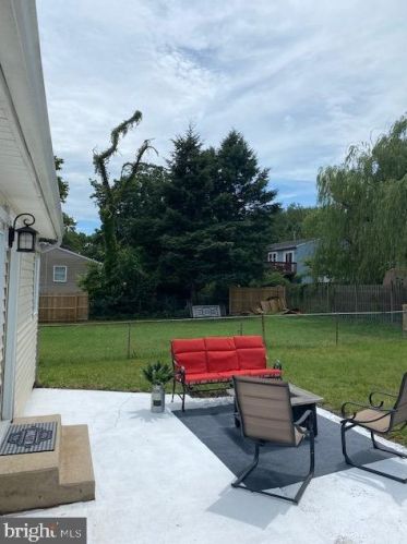 1564 Center St, West Deptford NJ  08086-3098 exterior