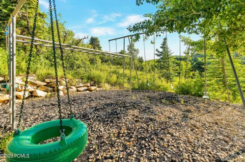 4365 Hidden Cv Rd, Park City UT 84098-4724 exterior