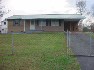 226 Higdon Ln, La Follette TN  37766-5454 exterior