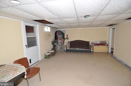 24854 Main St, Columbus NJ 08022-1339 exterior