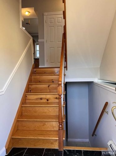 4 Mahan St, Tenafly NJ  07670-1822 exterior