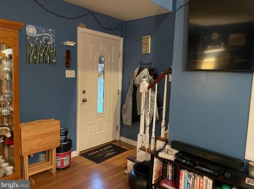 1109 Delsea Dr, West Deptford NJ 08093-2252 exterior