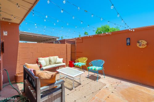 3810 30th St, Phoenix, AZ 85016-6902