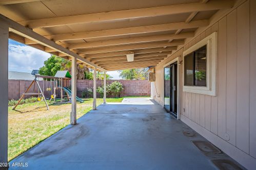 3145 Charleston Ave, Phoenix AZ 85032-9551 exterior