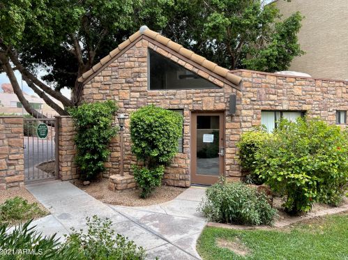 2228 52nd St, Phoenix AZ 85008-3443 exterior