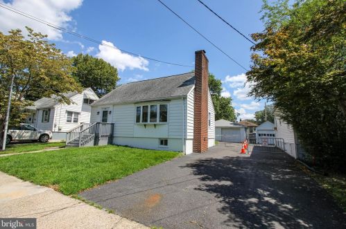 722 Washington Ave, West Deptford, NJ 08096-3547