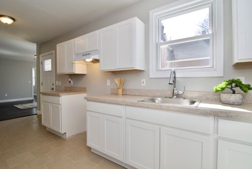 8 Conner Ave, Montgomery MA 01085-2325 exterior