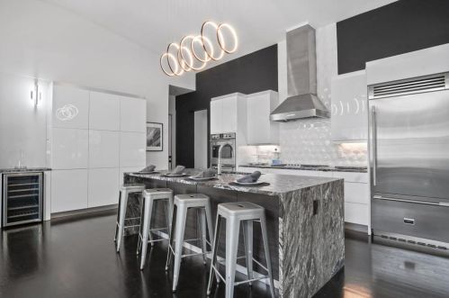 1756 Akin Dr, Atlanta GA 30345-3948 exterior