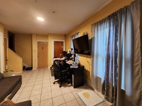 230 Belleville Ave, Belleville NJ 07109-1616 exterior