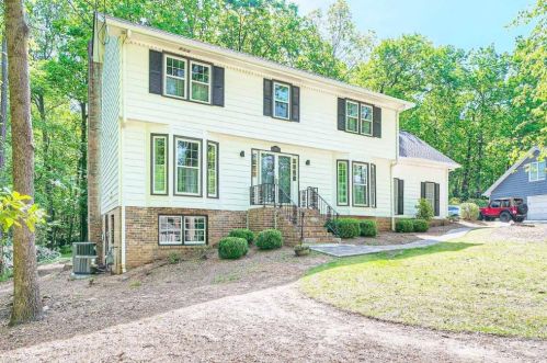 5100 Hidden Branches Cir, Atlanta GA  30338-4021 exterior