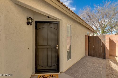 16630 45th St, Phoenix AZ 85050-8560 exterior