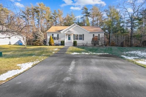 18 Mountain Ash Rd, East Bridgewater, MA 02333-1585