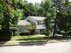 283 Country Club Rd, Newton, MA 02459-3148
