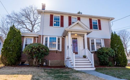 399 Mount Vernon St, Dedham, MA 02026-3631