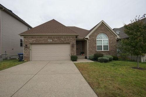 9827 Collier Ln, Louisville KY  40291-3184 exterior