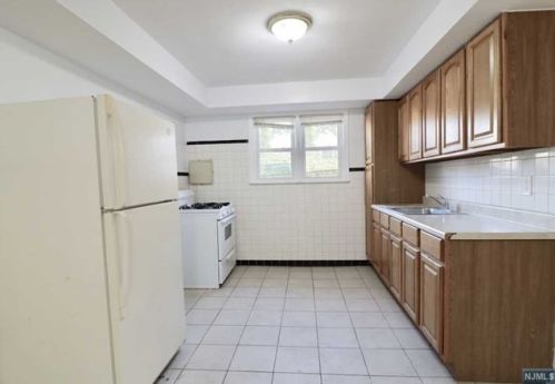 118 Union Ave, Belleville NJ  07109-2067 exterior