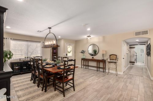 11605 37 Pl, Phoenix AZ 85050-2699 exterior