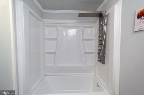 638 Washington Ave, West Deptford NJ 08096-1035 exterior