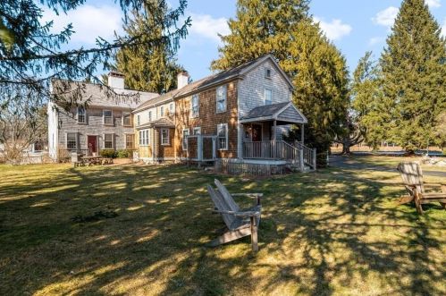 691 River St, Hingham MA 02061-2214 exterior